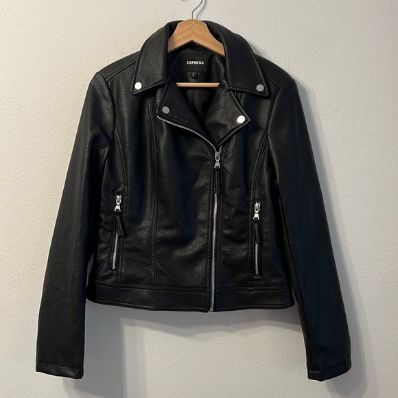 Express Jackets & Blazers - Express Pebbled Black Faux Vegan Leather Cropped Classic Biker Moto Jacket M
